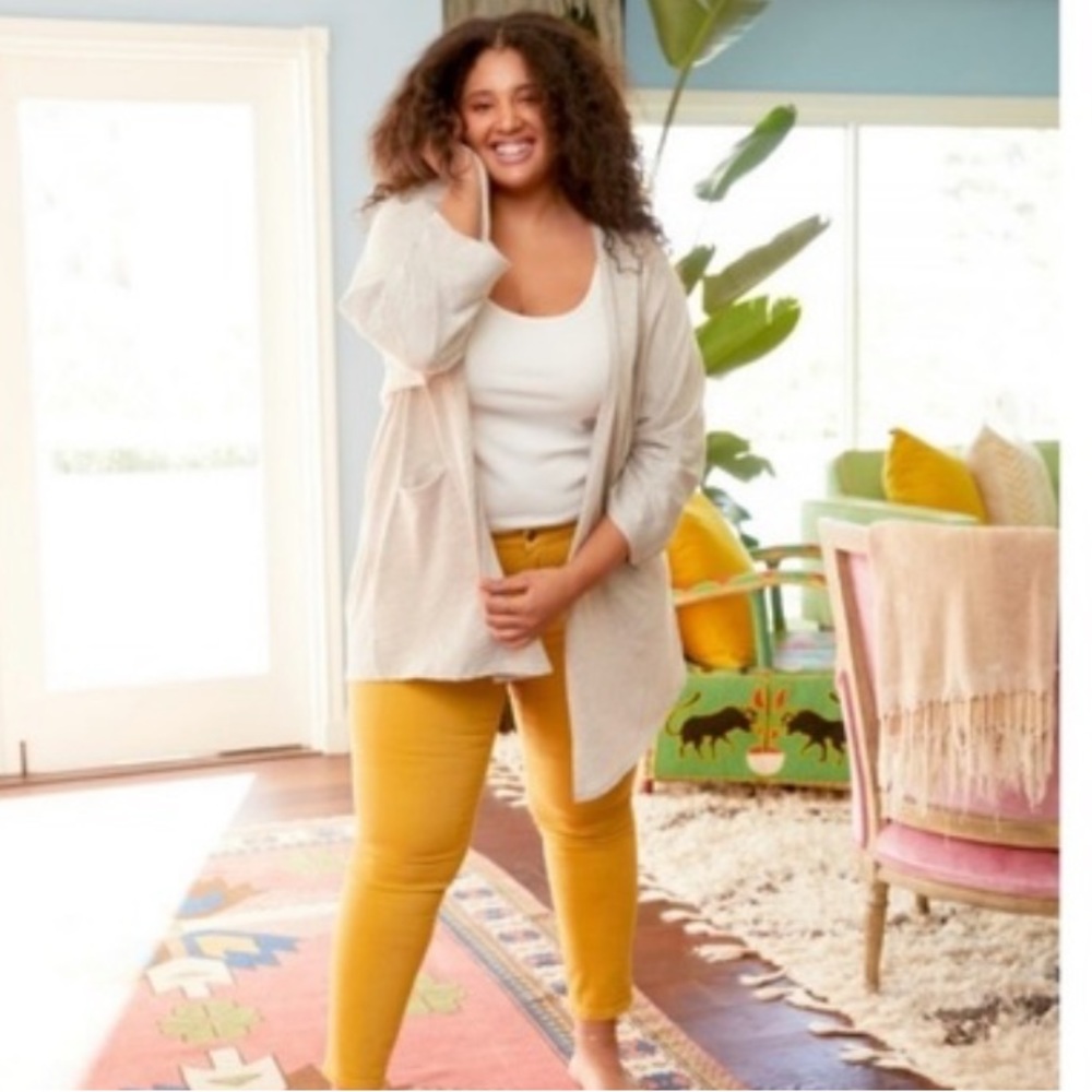 DONNI. Ribbed Cardigan - Picture 1 of 7